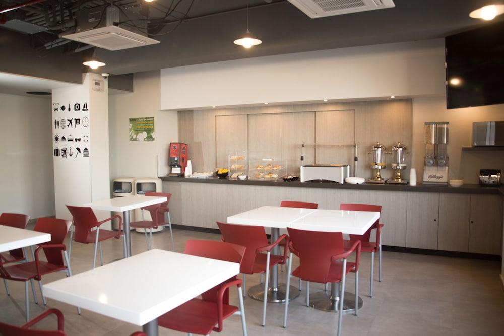 City Express Junior By Marriott Puebla Finsa Exterior photo