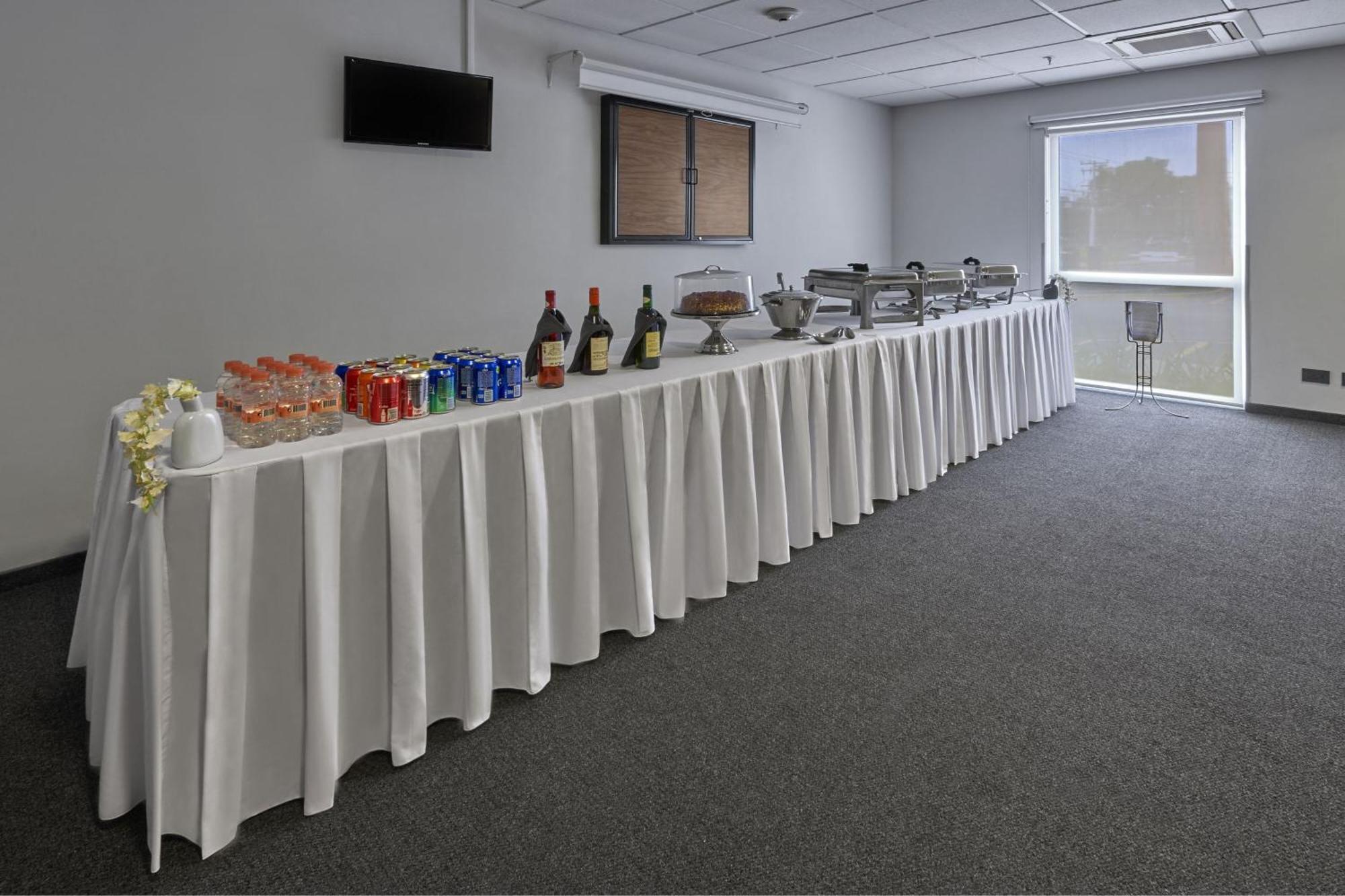 City Express Junior By Marriott Puebla Finsa Exterior photo