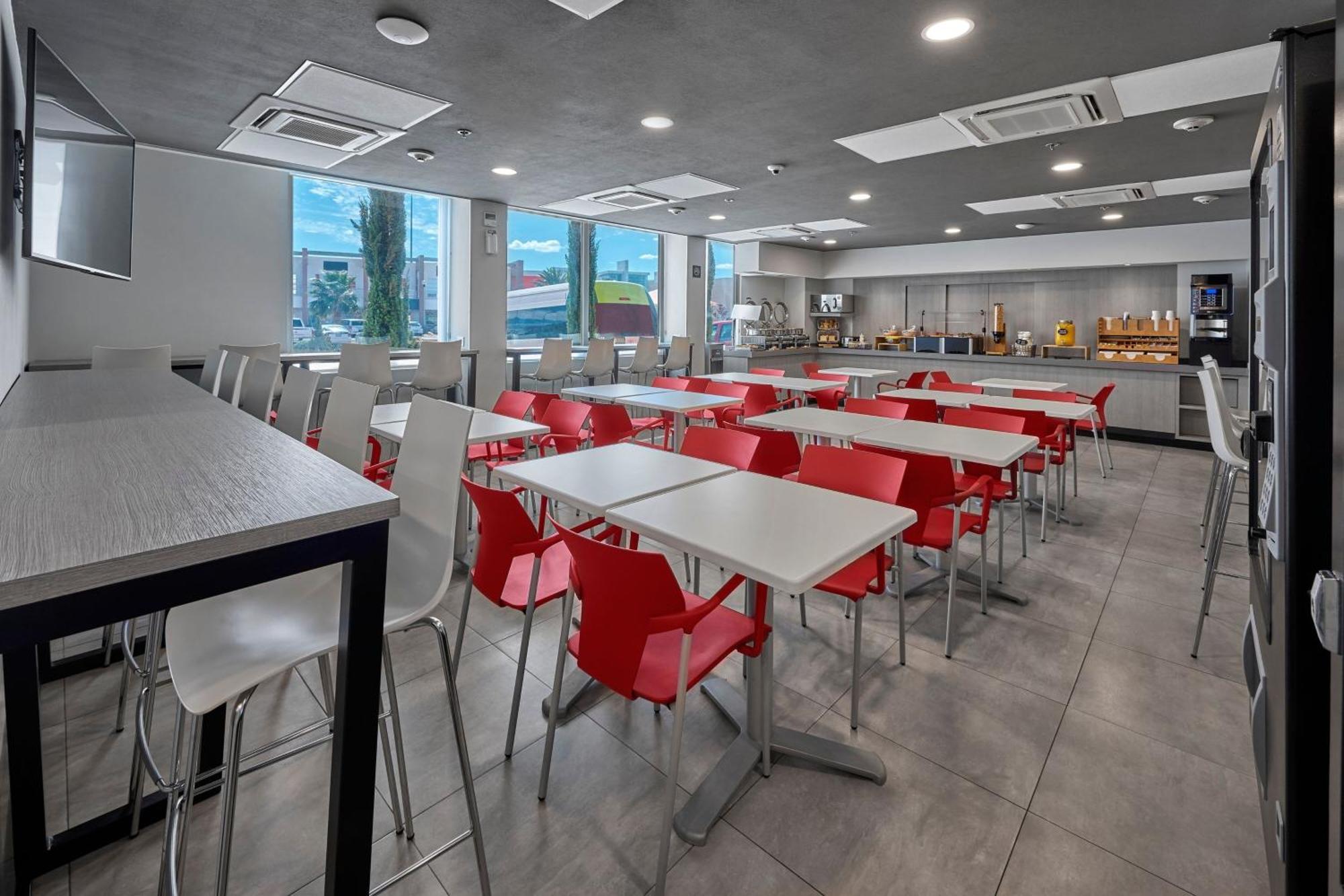 City Express Junior By Marriott Puebla Finsa Exterior photo