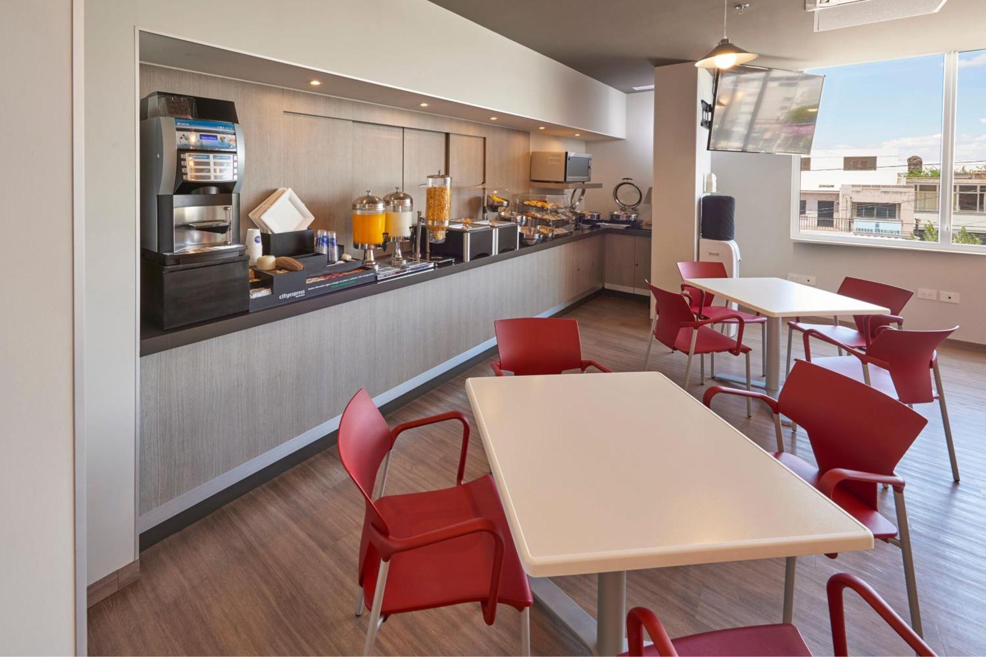 City Express Junior By Marriott Puebla Finsa Exterior photo