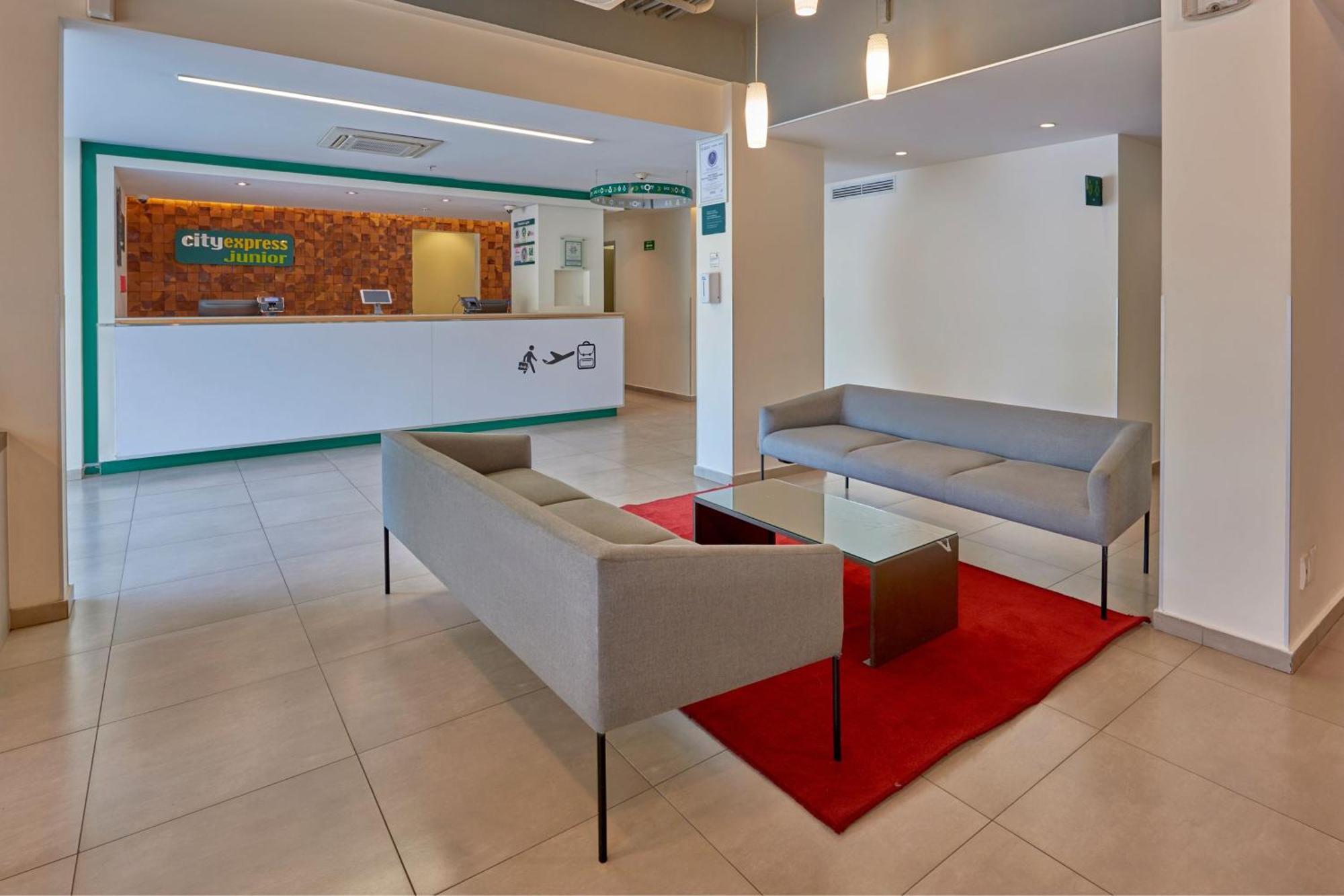 City Express Junior By Marriott Puebla Finsa Exterior photo
