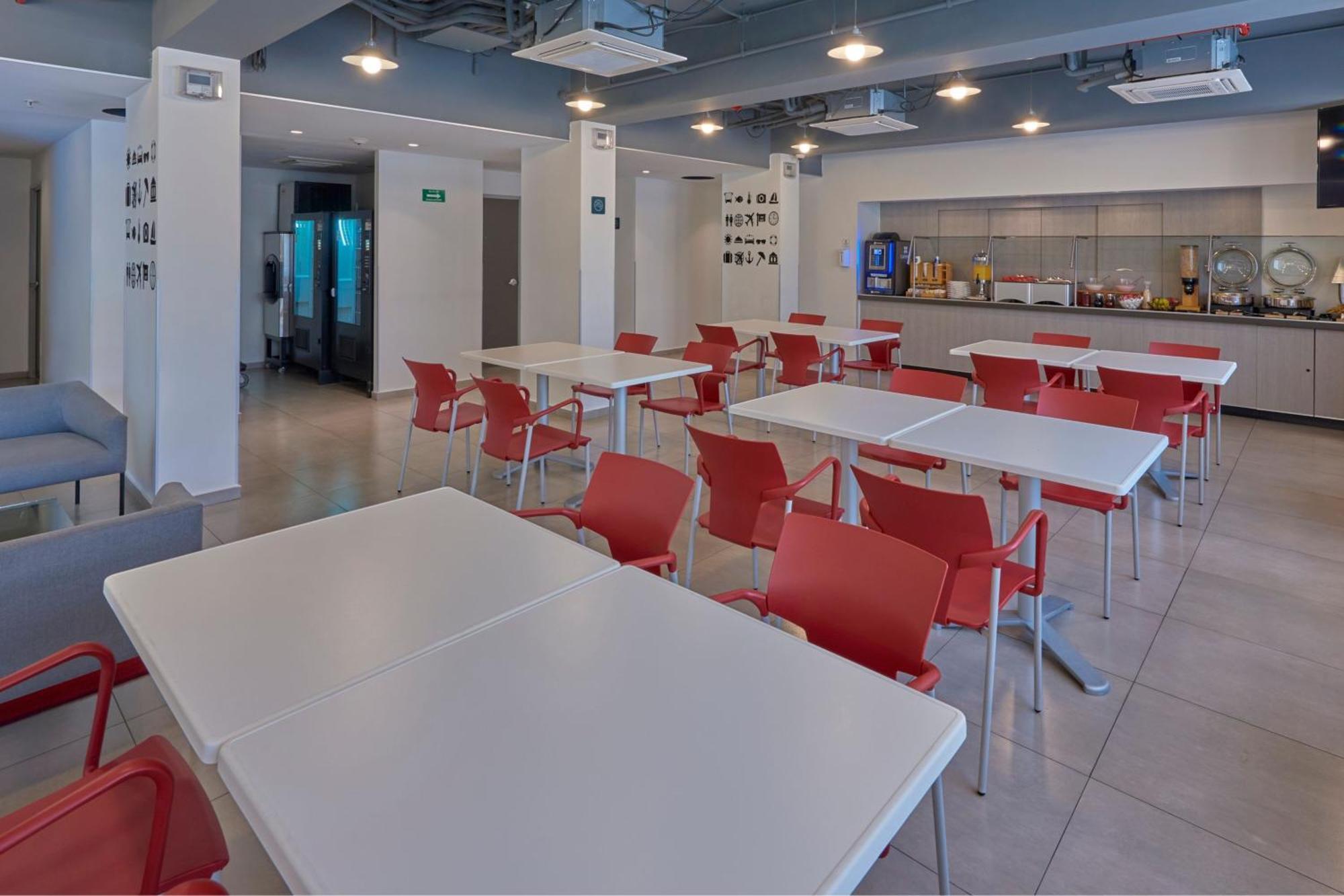 City Express Junior By Marriott Puebla Finsa Exterior photo