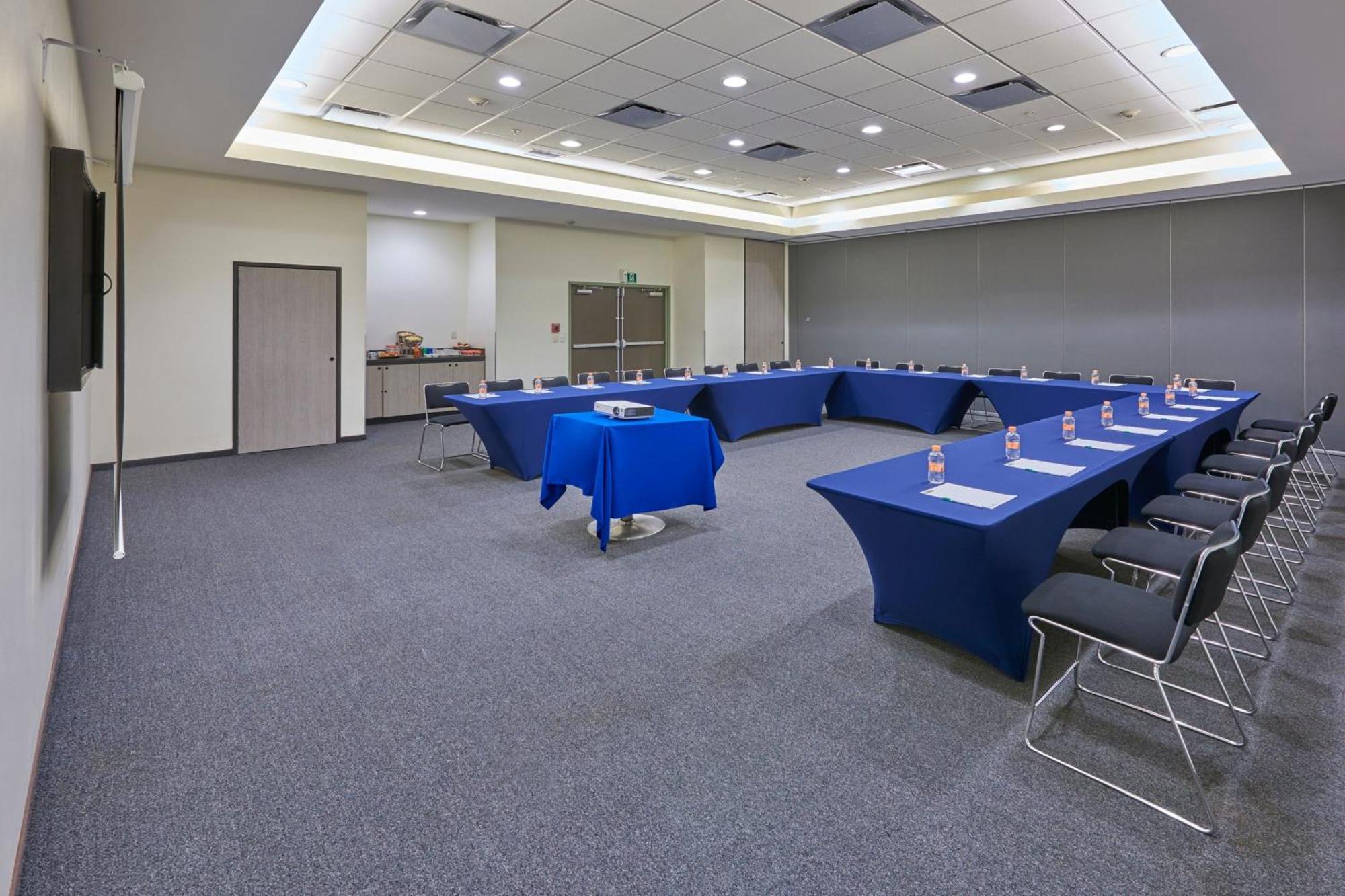 City Express Junior By Marriott Puebla Finsa Exterior photo