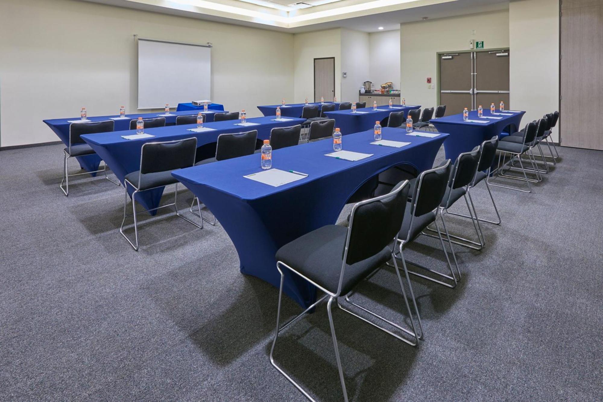 City Express Junior By Marriott Puebla Finsa Exterior photo