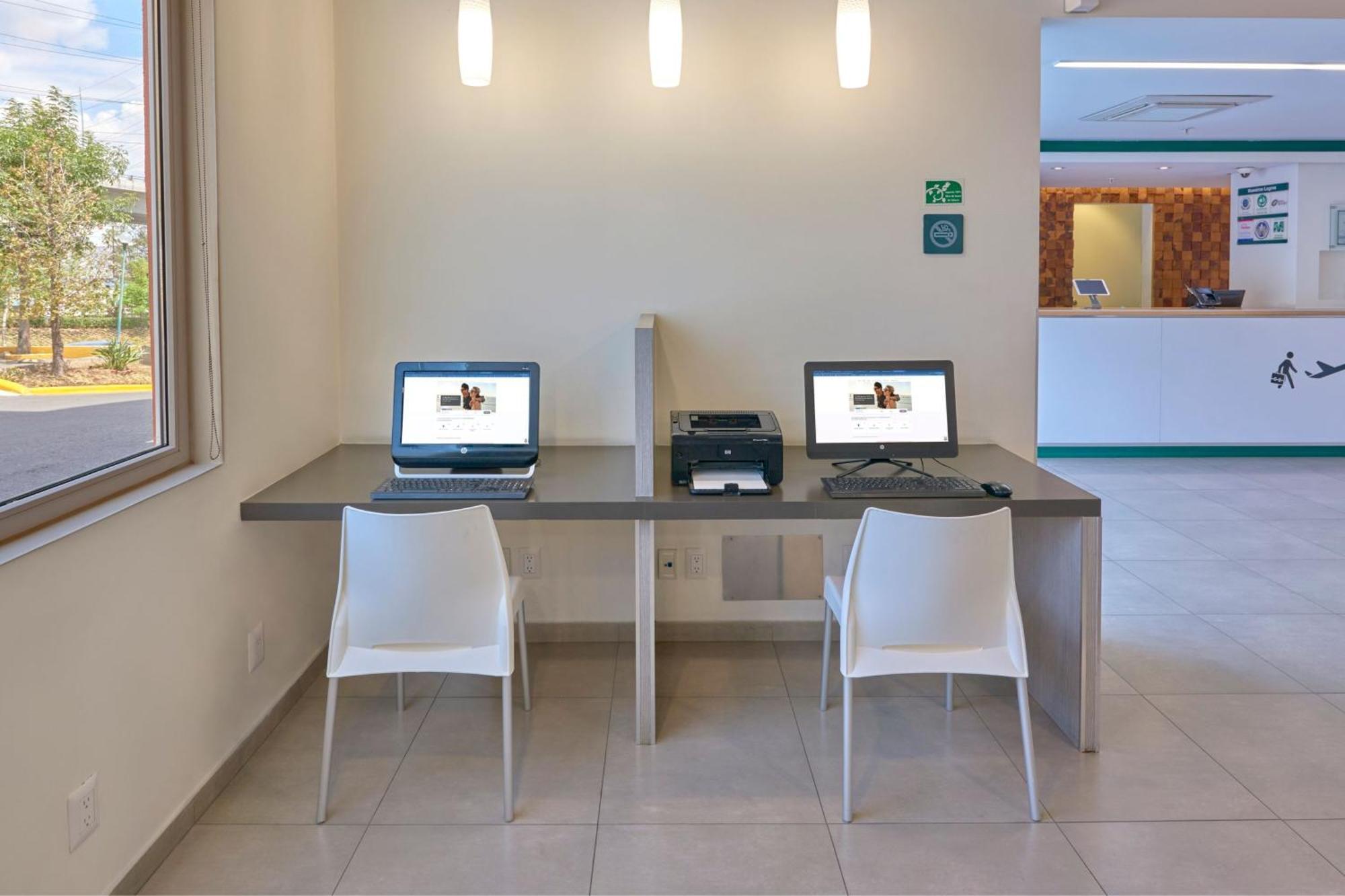 City Express Junior By Marriott Puebla Finsa Exterior photo