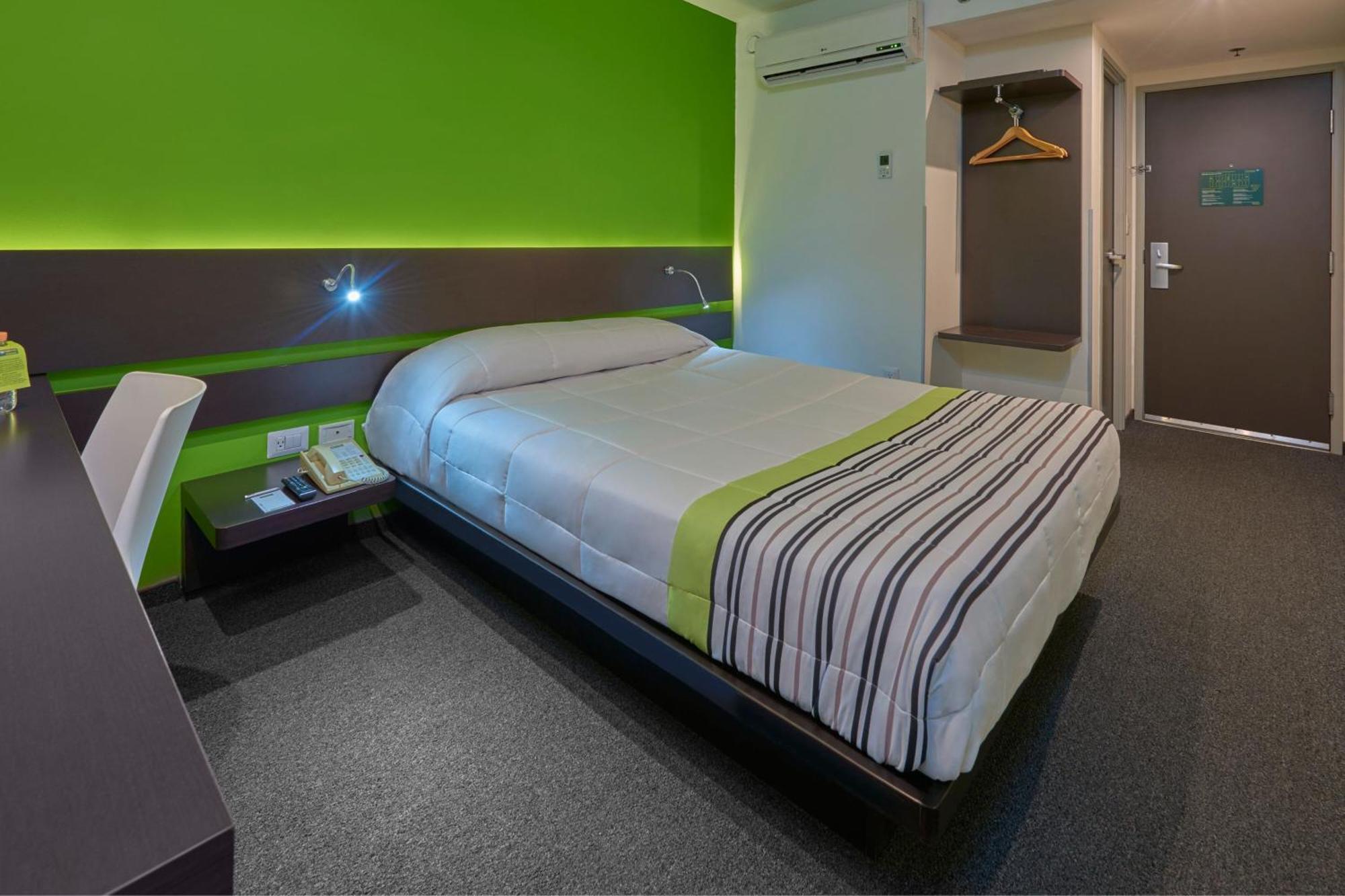 City Express Junior By Marriott Puebla Finsa Exterior photo